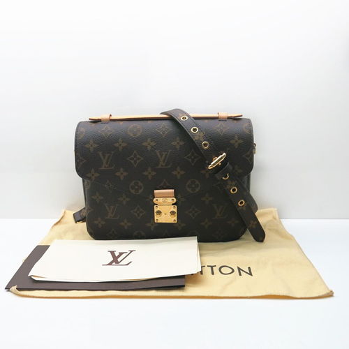 LV郵差包重慶二手市場行情持續升溫，消費者趨之若鶩